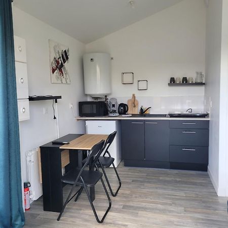 Le Studio Saint-Pierre-Montlimart 外观 照片